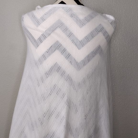 NWT Talbots Coastal Beachy Boho Cotton Blend White Poncho Tunic Top Sz M/L - Picture 7 of 14